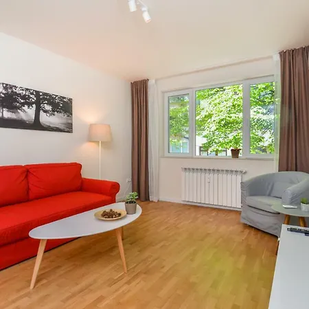 Gora | Two Bedroom Central | Zaimov Park